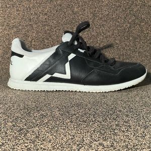 Men's Leather Lace Up Sneakers